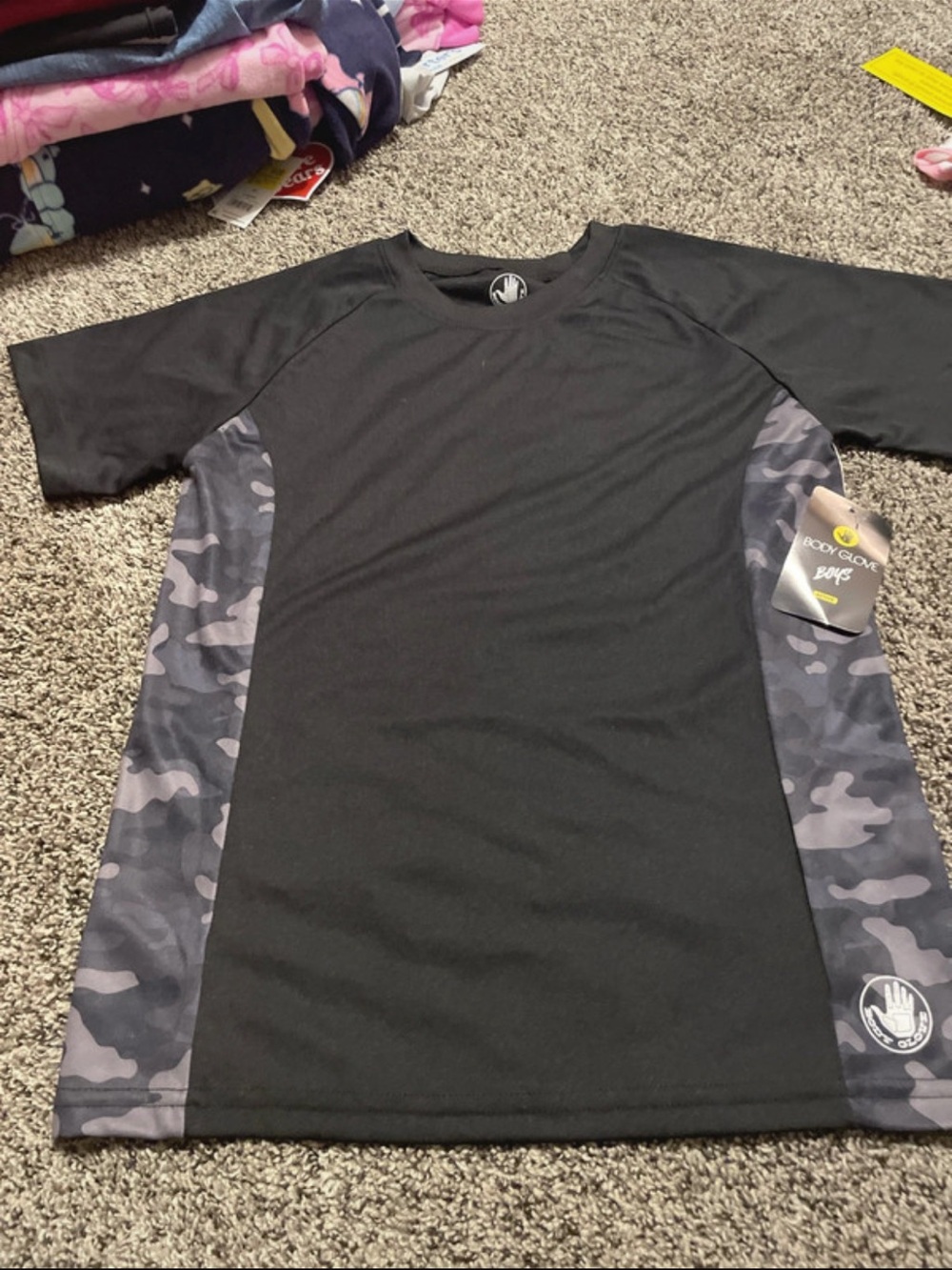 Body Glove Black Tee with Gray Camo Side Panels
